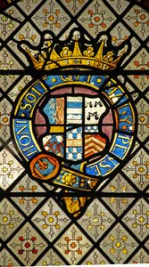 Window 2 depicting arms - Garter by English School
