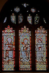 Window 2 depicting the Three Peters Window