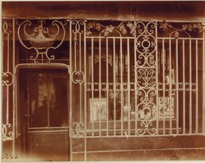 A La Grace de Dieu by Eugène Atget