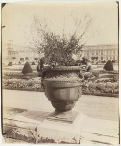 Versailles, Vase by Ballin, 1902