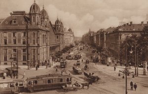 Budapest: Nyugati Railway Station with Terez Boulevard