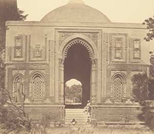 Shrine - Alai Darwaza, Kootub by Felice Beato