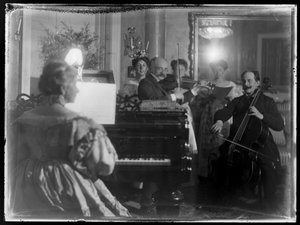 Salon Music