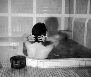 Kyoto: Taeko in the bath