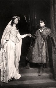 Dorothea Baird 1875-1933 and Harcourt Williams 1880-1957 in Paola and Francesca, 1907 by Foulsham and Banfield