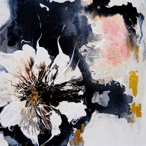 White Gold Bloom by Françoise Wattré