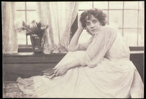 Portrait photograph of Beatrice Stella Tanner (Mrs. Patrick Campbell) by Frederick Hollyer