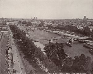 Paris: View of the Seine and City Island