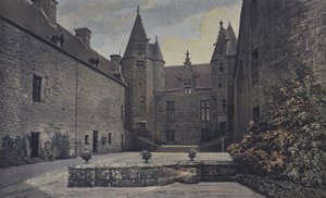 Ploubezre, Castle of Kergrist, Ensemble on the Courtyard of Honor