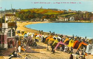 Saint-Jean-de-Luz, La Plage et Vue sur Ciboure by French Photographer