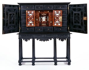 Cabinet on stand by French School