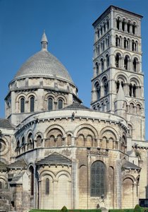 Exterior view of the chevet with the absidial chapels and the belltower, built c.1125-1135 by French School
