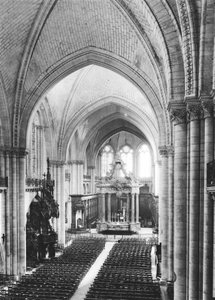 Interior view of the nave and the choir