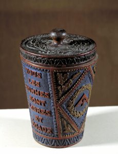 Object of the French revolution: tobacco pot 