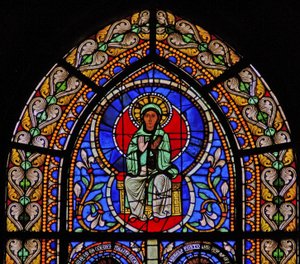 Window depicting the Virgin Mary