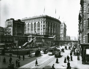 Herald Square, Saks and Macy