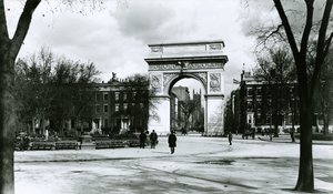 Washington Arch, Washington Square Park, New York City by G.P. Hall und Sohn