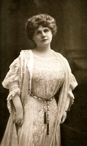 Marie Corelli, British novelist, 1909 by Gabell