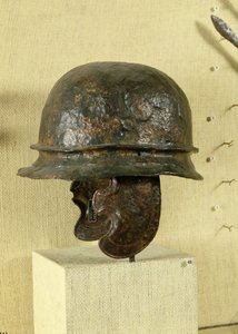 Helmet with cheek guards, from Alesia, Tene III