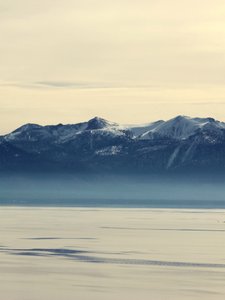 Peaceful Snowy Peaks