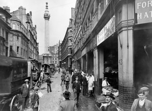 Monument Street and Monument, City of London