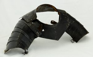 Almain Collar