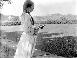 The Sketch (1902) by Gertrude Käsebier
