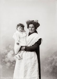 Feminine Portrait by Phillipe de Marlier
