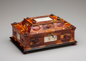 Courtly amber casket, c.1695