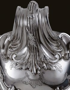 Detail of a Louis XV tureen, cover and liner by Honore de Balzac