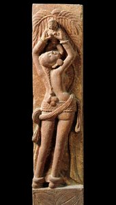 Indian art: relief stockings representing a mother and her child. Period Kouchane 1st century - New Delhi, national museum