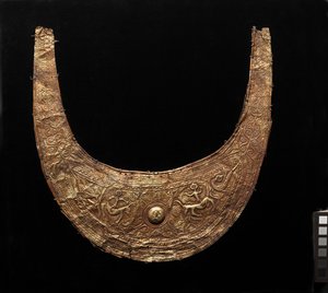 Crescent-shaped Ornament (Tobelo)