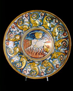 Plate with two hands shaking, work by Gubbian manufacture