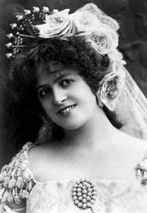 Marie Studholme, English actress by J. Beagles and Co.