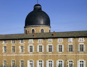 Baroque architecture: dome of the Hotel Dieu by Jacques Germain Soufflot by Jacques Germain Soufflot