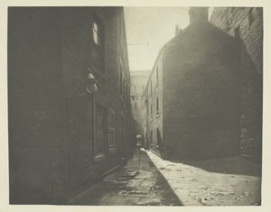 Close No. 29 Bridgegate by James Craig Annan