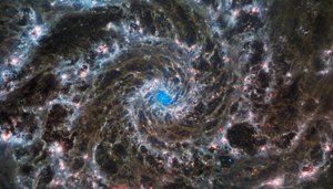 The Heart of the Phantom Galaxy
