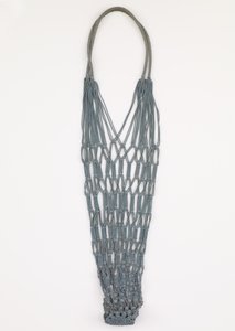 Net bag for displaying tea-leaf storage jar