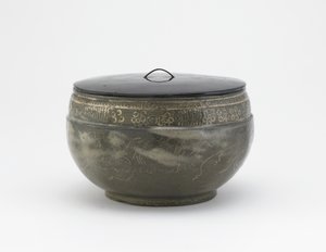 Tea ceremony water jar, Edo period, 18th-19th century by Japanese School