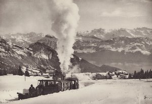 Rigi Kaltbad, Wintersportzug der Vitznau Rigi Bahn by Jean Gaberell