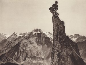 Switzerland: Gendarme on the Sonnigwichel, looking towards the Oberalpstock