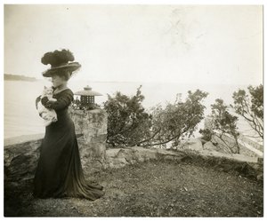 Ella Wheeler Wilcox at Sound Beach, Conn, c.1905-11 by Jessie Tarbox Beals