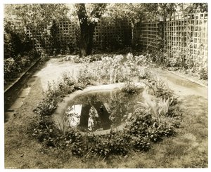 Garden of Mrs W H Wells 265 W 11th, Greenwich Village, New York, USA, c.1936-37 by Jessie Tarbox Beals