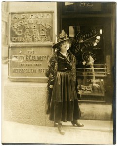 Madam Girard of NY, famous downtown restaurant, 92 William St, 1910 by Jessie Tarbox Beals