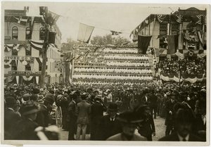Newburgh: Living flag by Jessie Tarbox Beals
