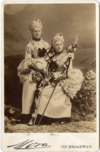 Rives Twins by José Maria Mora