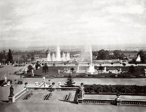 The Crystal Palace in London: terraces and fountains, c.1870