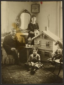 Alexander Kuprin with his family