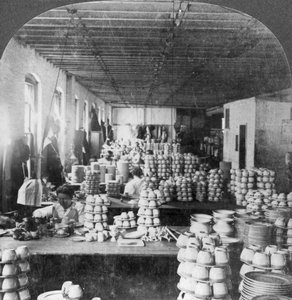 Artists Decorating Porcelain Ware, Trenton, New Jersey, USA