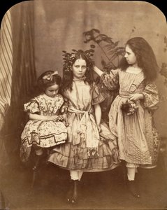 Flora Rankin, Irene MacDonald, and Mary Josephine MacDonald at Elm Lodge